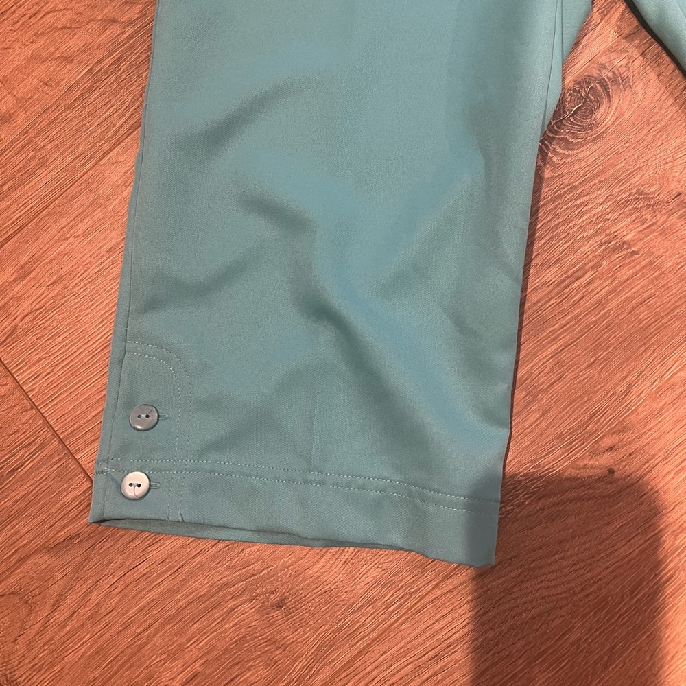 Capris - Picture 3 of 8